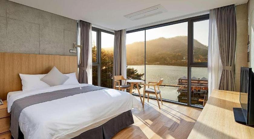 Hotel Haus Gapyeong Zewnętrze zdjęcie